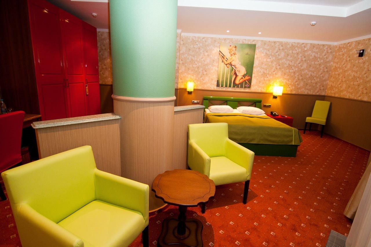 Road Star Hotel Dnipro Exteriör bild